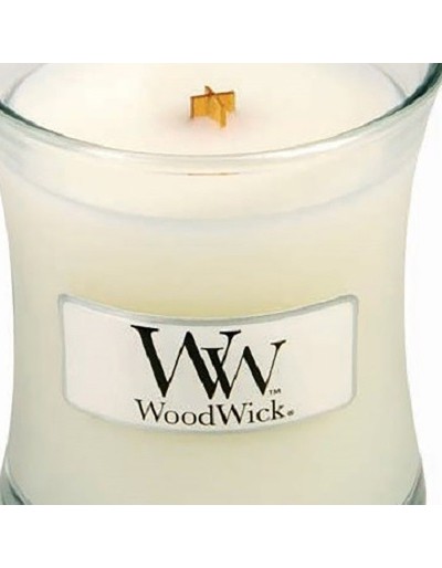 Woodwick candle mini baby powder