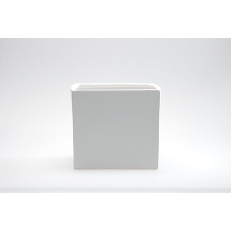 D&M Matte white cube vase 14cm