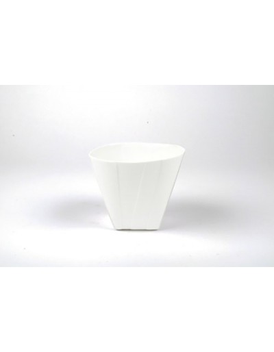 D&amp;M Vase gefaltet in weißer Keramik 8 cm