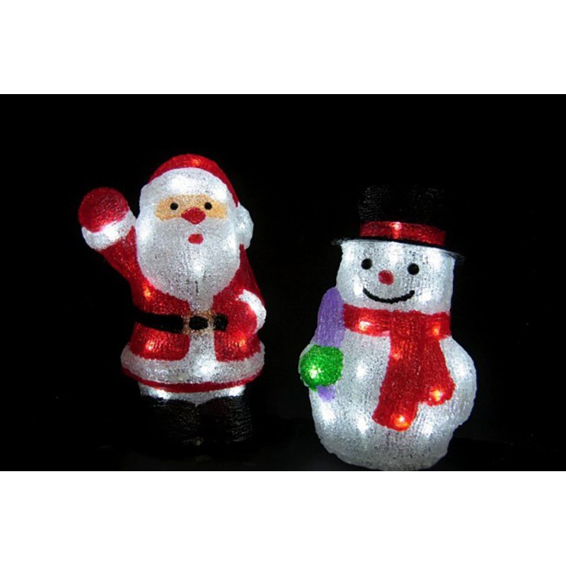 Święty Mikołaj i Bałwan oświetleni białymi światłami