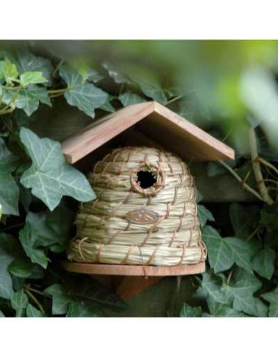 Beehive-shaped bird nest